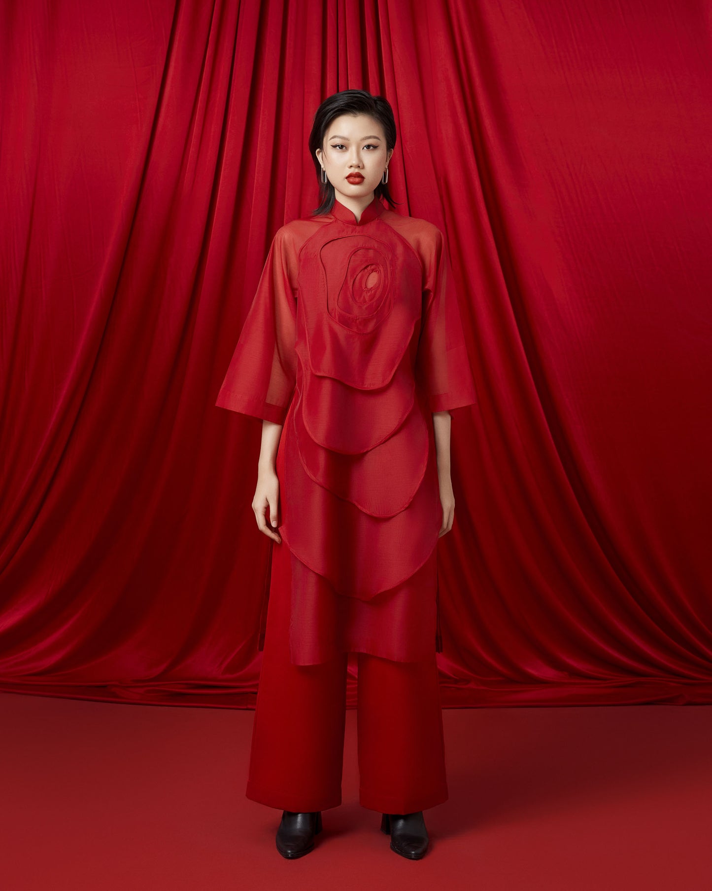 lop-lang-ao-dai-for-women-red-caostu-astoud