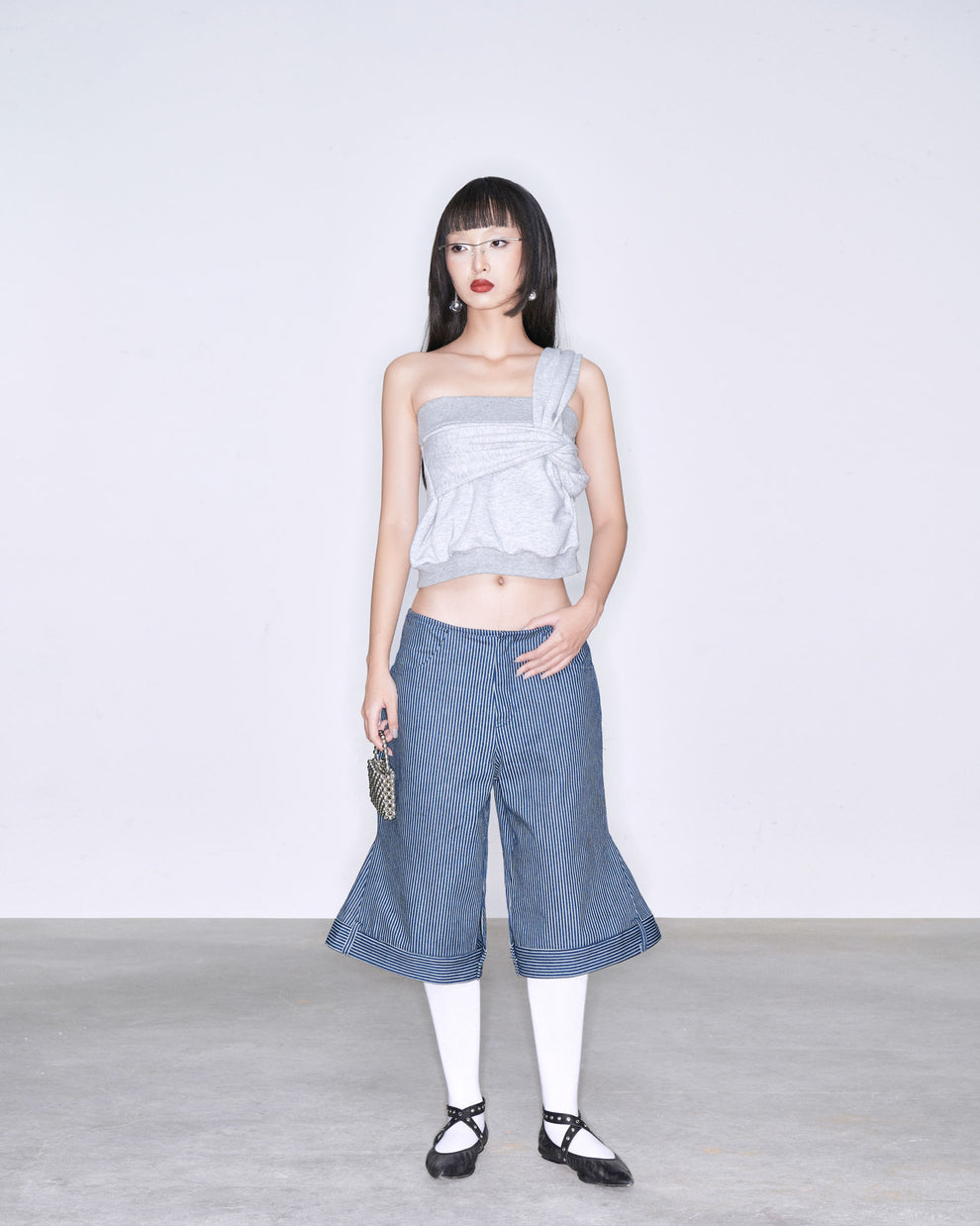 flared-striped-capri-pants-dac-embellish-astoud