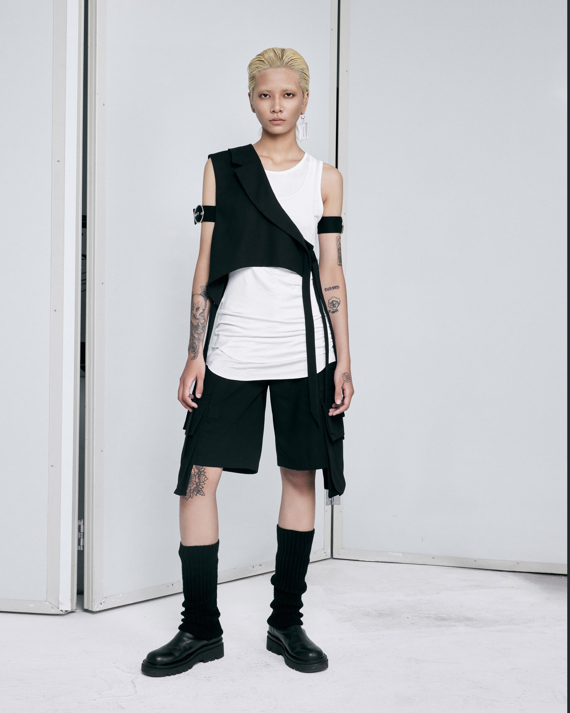 black-linen-asymmetric-vest-FORTYTHREE-astoud