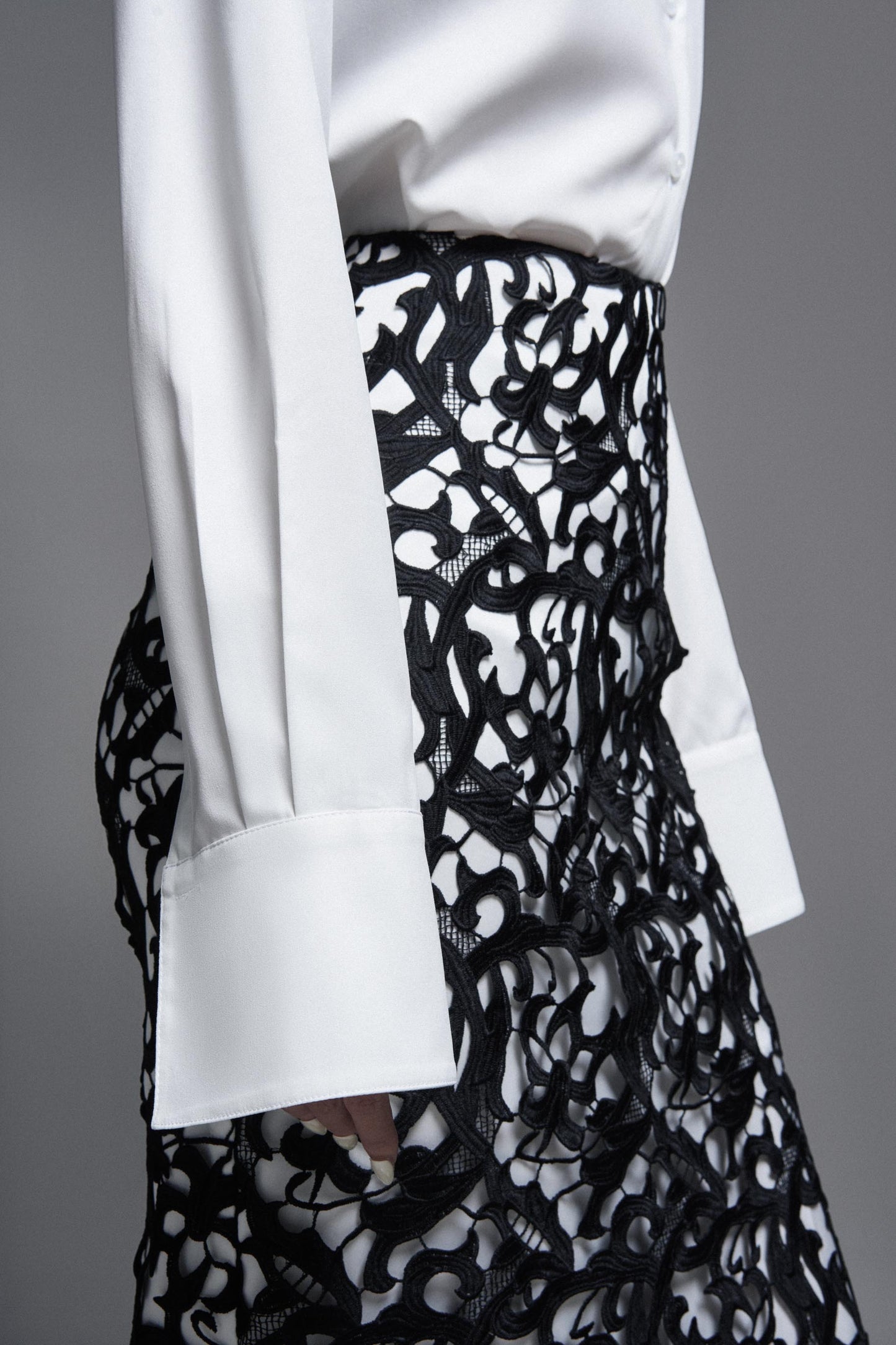 white-cotton-shirt-FORTYTHREE-ASTOUD