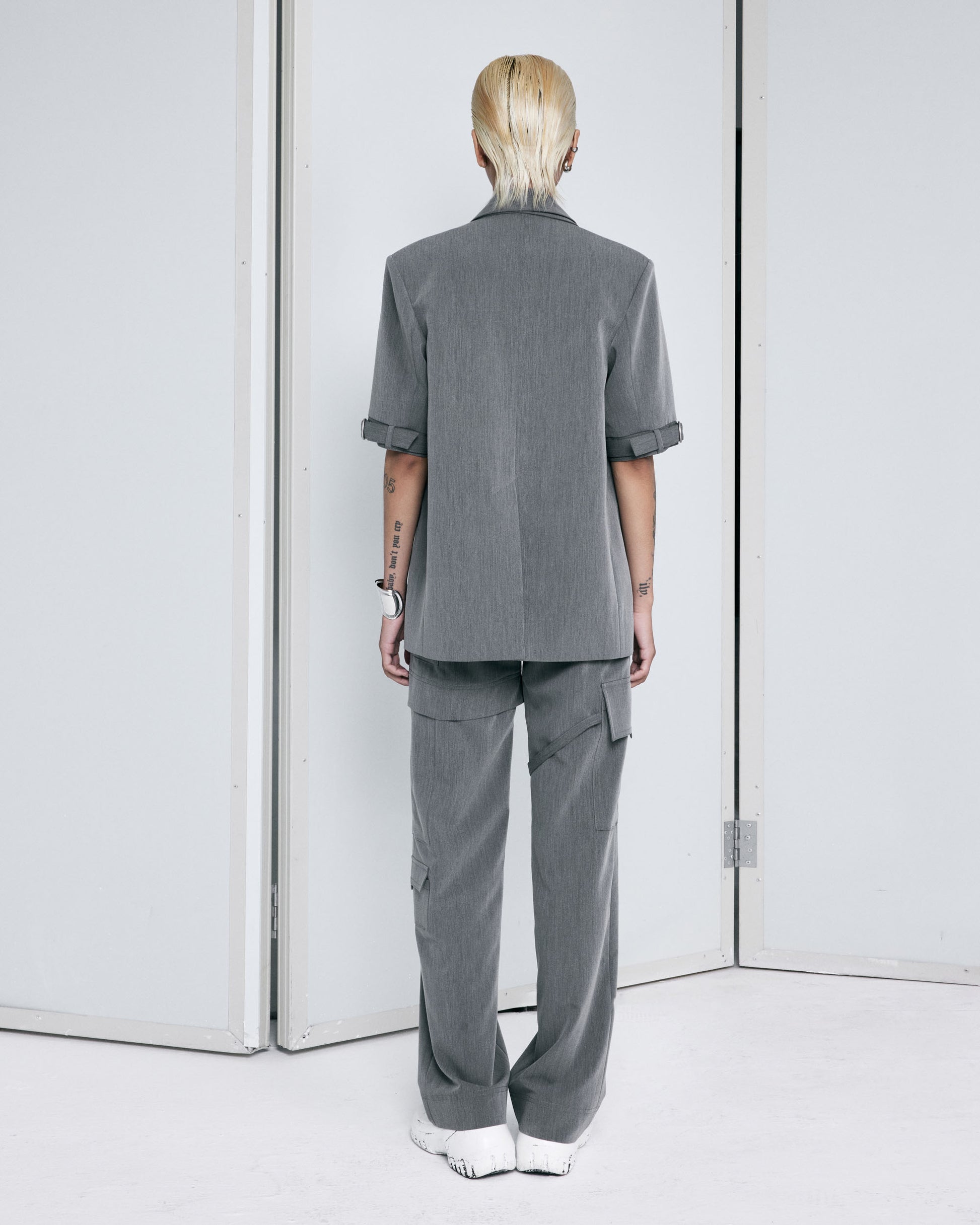 ultimate-grey-short-sleeve-blazer-FORTYTHREE-ASTOUD