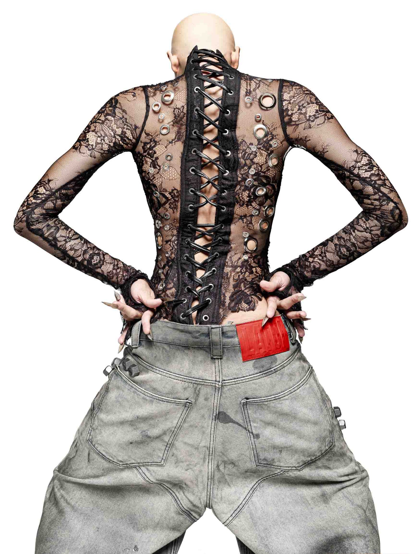 astoud latui atelier TOPs behind