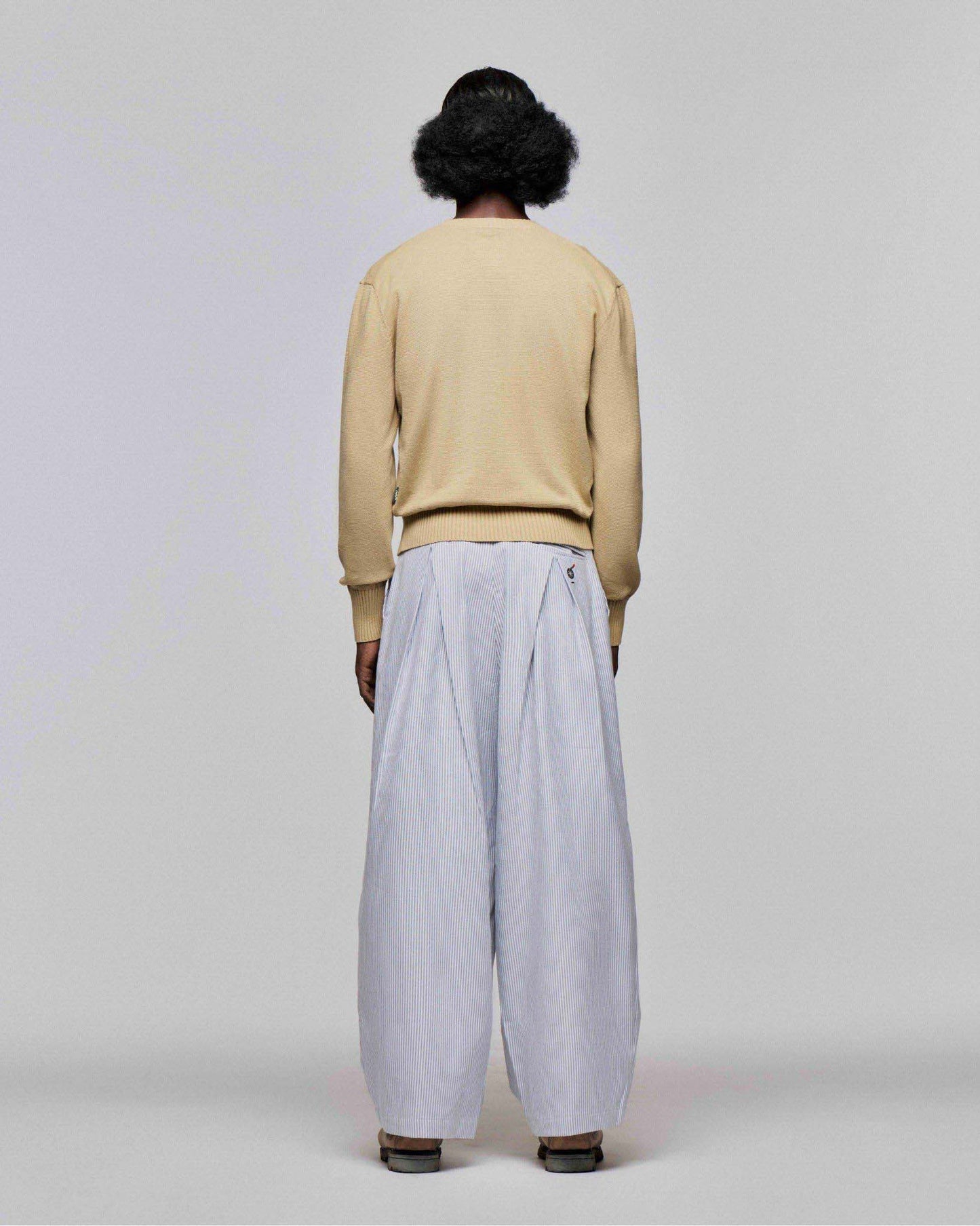 autumnal-knit-cardigan-oatmilk-boxy-fit-unisex-wool-lider