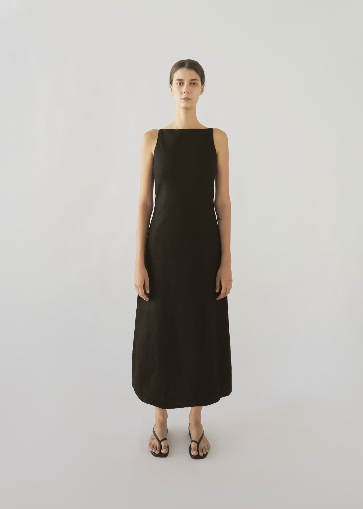 museum-date-dress-MAYNE-STUDIOS astoud