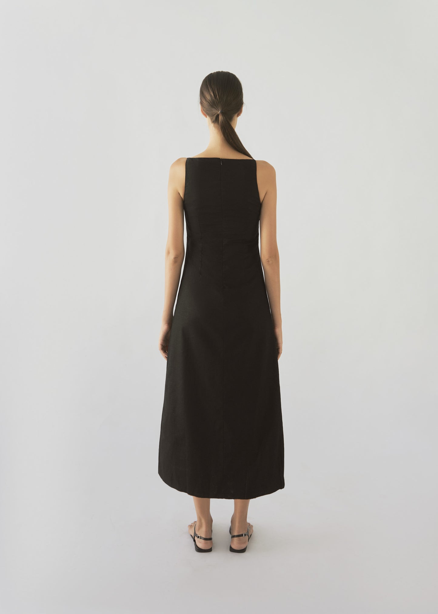 museum-date-dress-MAYNE-STUDIOS astoud