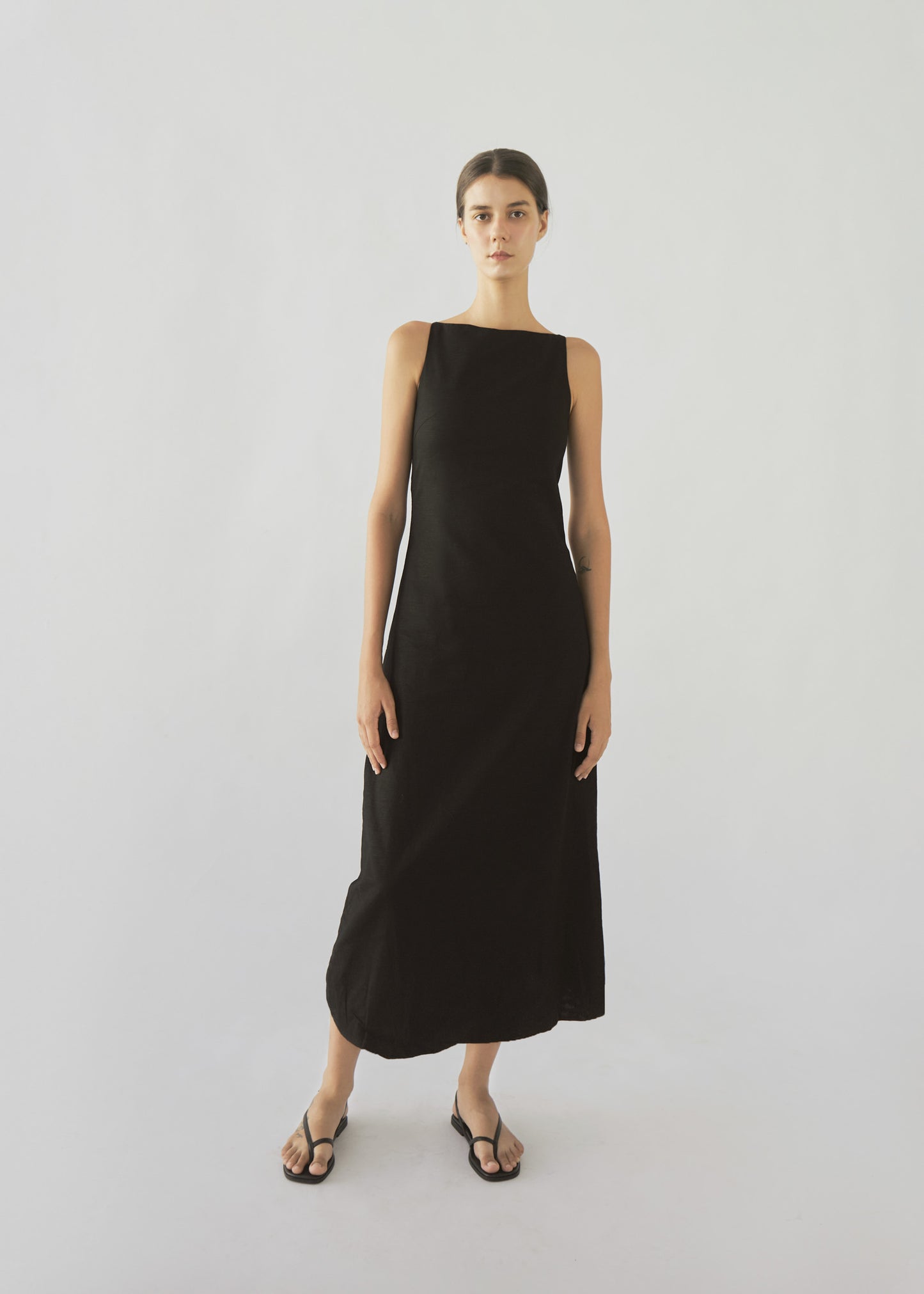 museum-date-dress-MAYNE-STUDIOS astoud