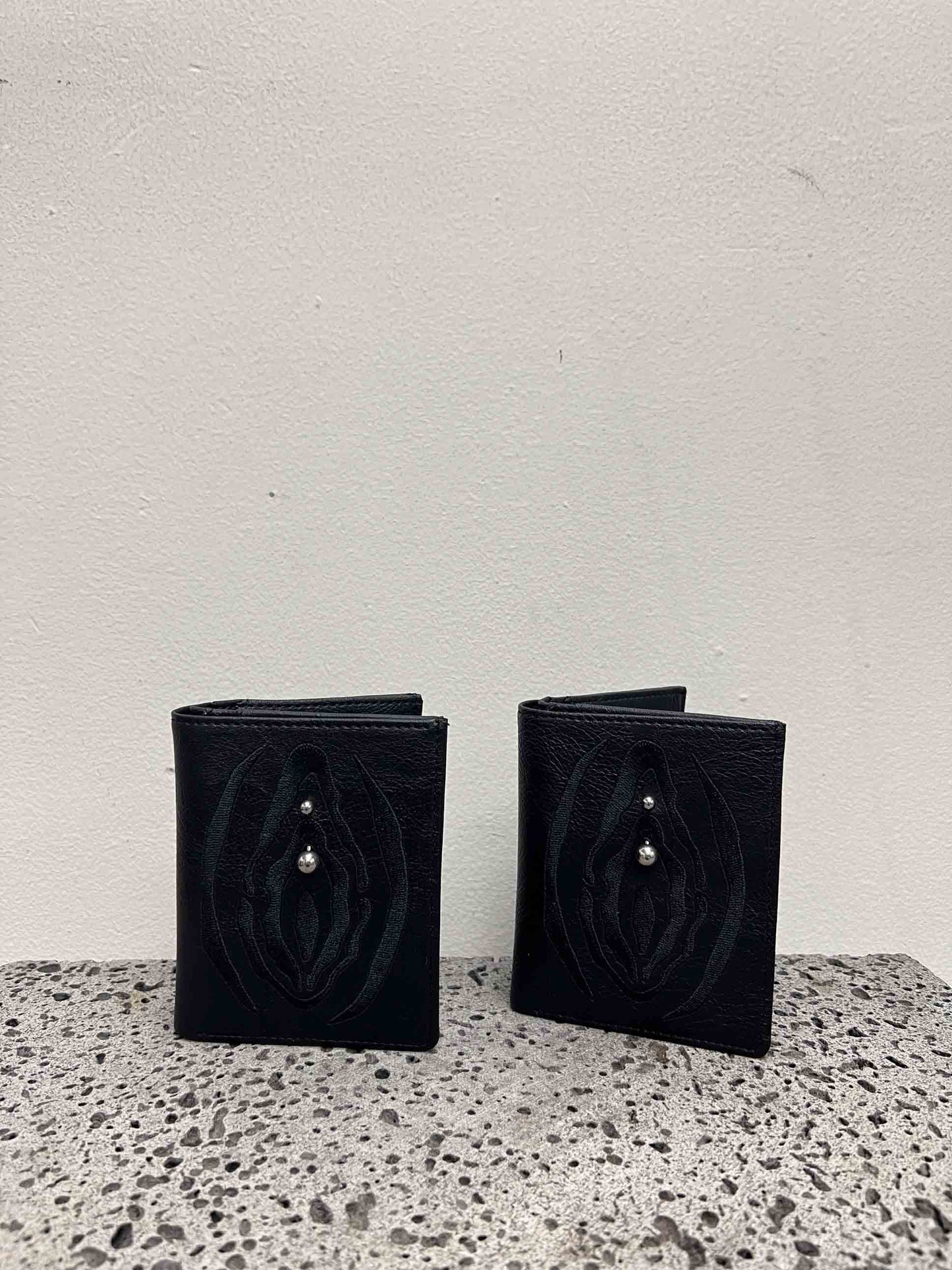Vulva Wallet