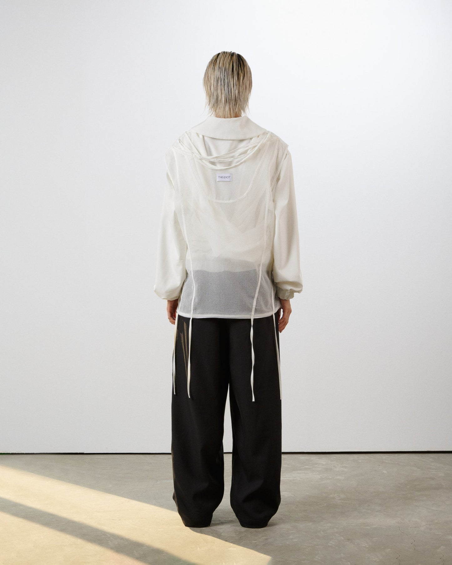 basket-top-white-the-idiot-asoud