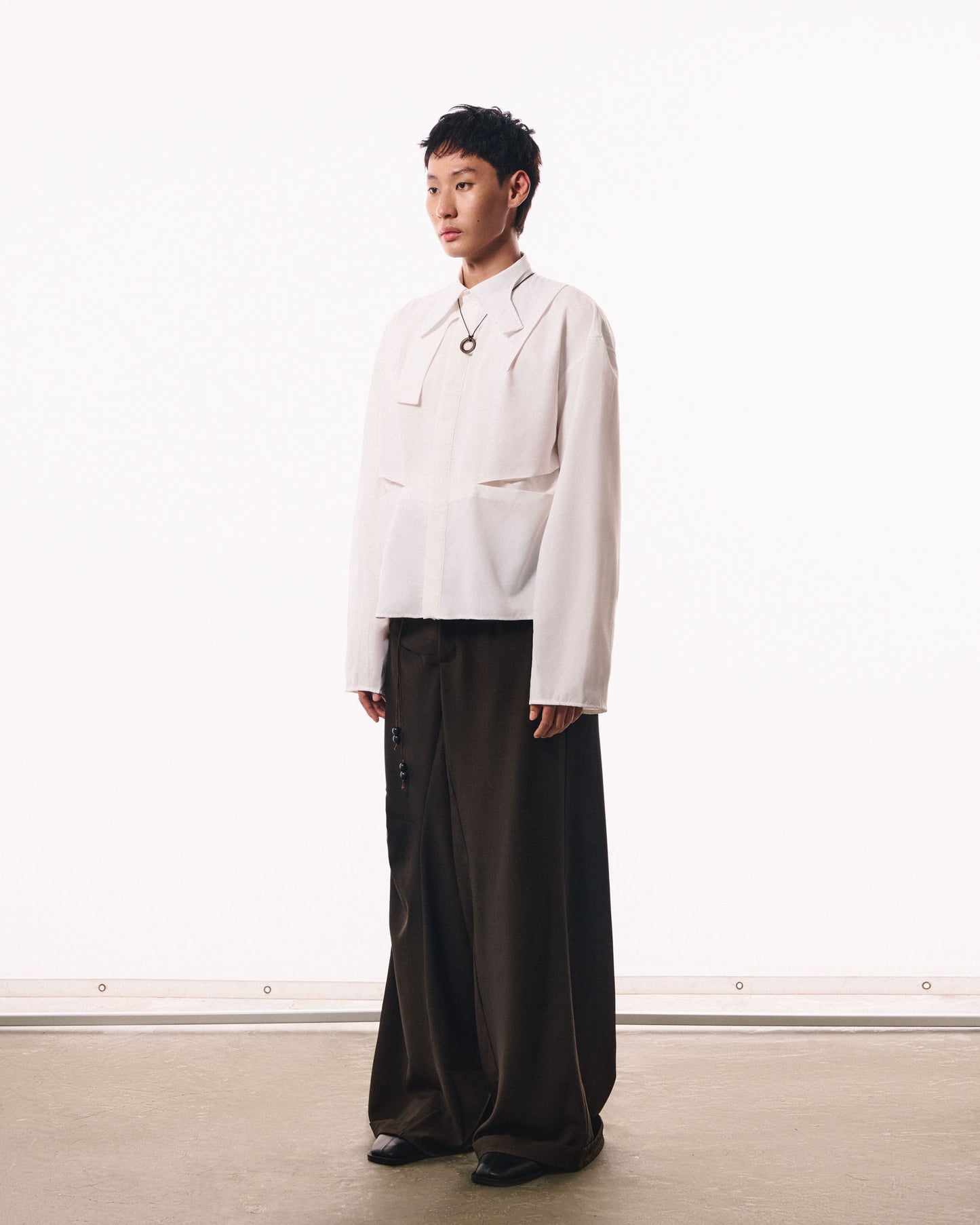 brownish-crease-trousers-pleated-cuffed-straight-leg-the-idiot