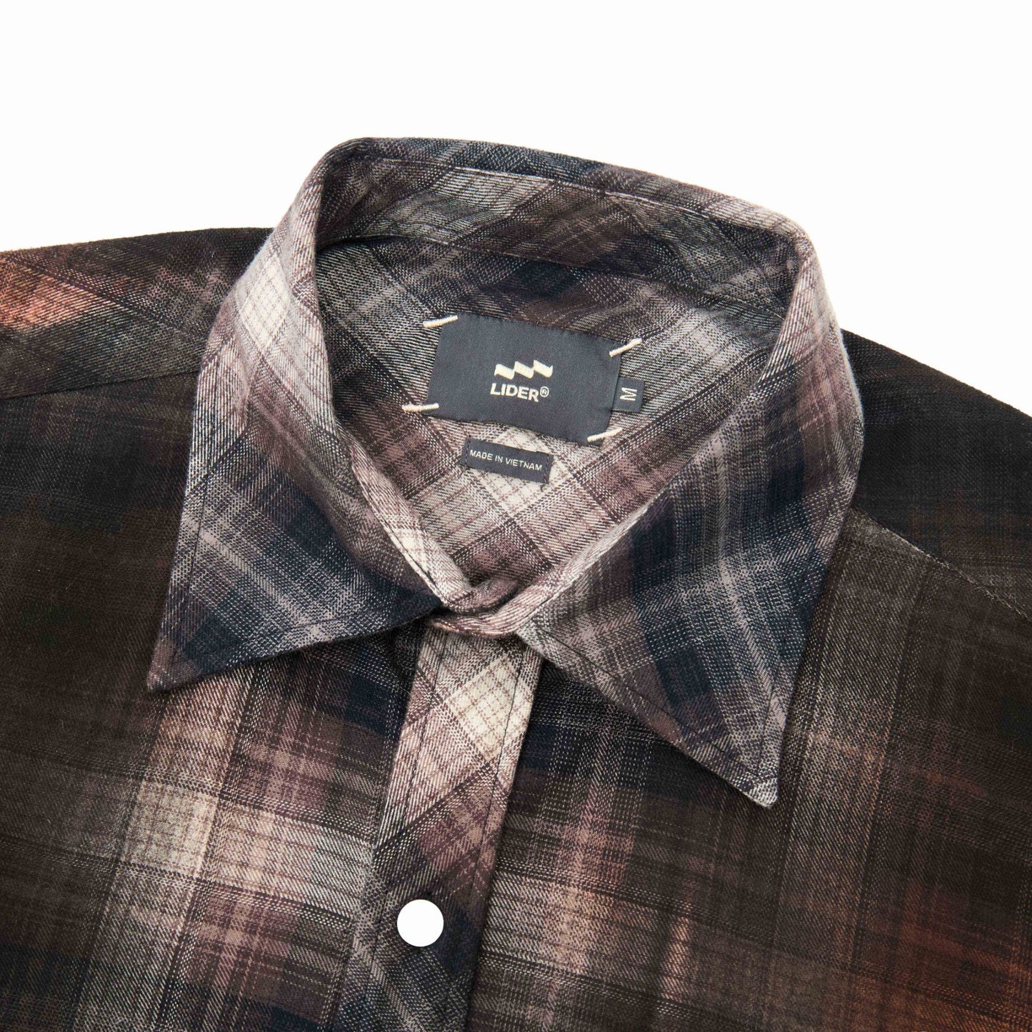timber-flannel-shirt lider astoud
