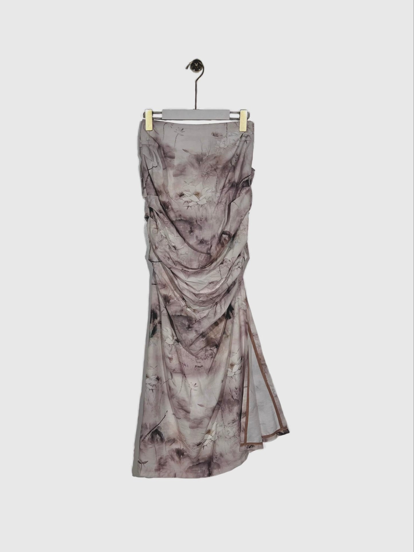 dong-noi-linen-gather-skirt an heritage astoud