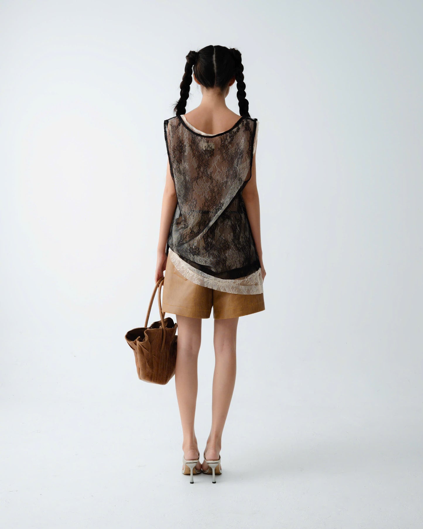 ao-anh-lace-tank-top an heritage astoud