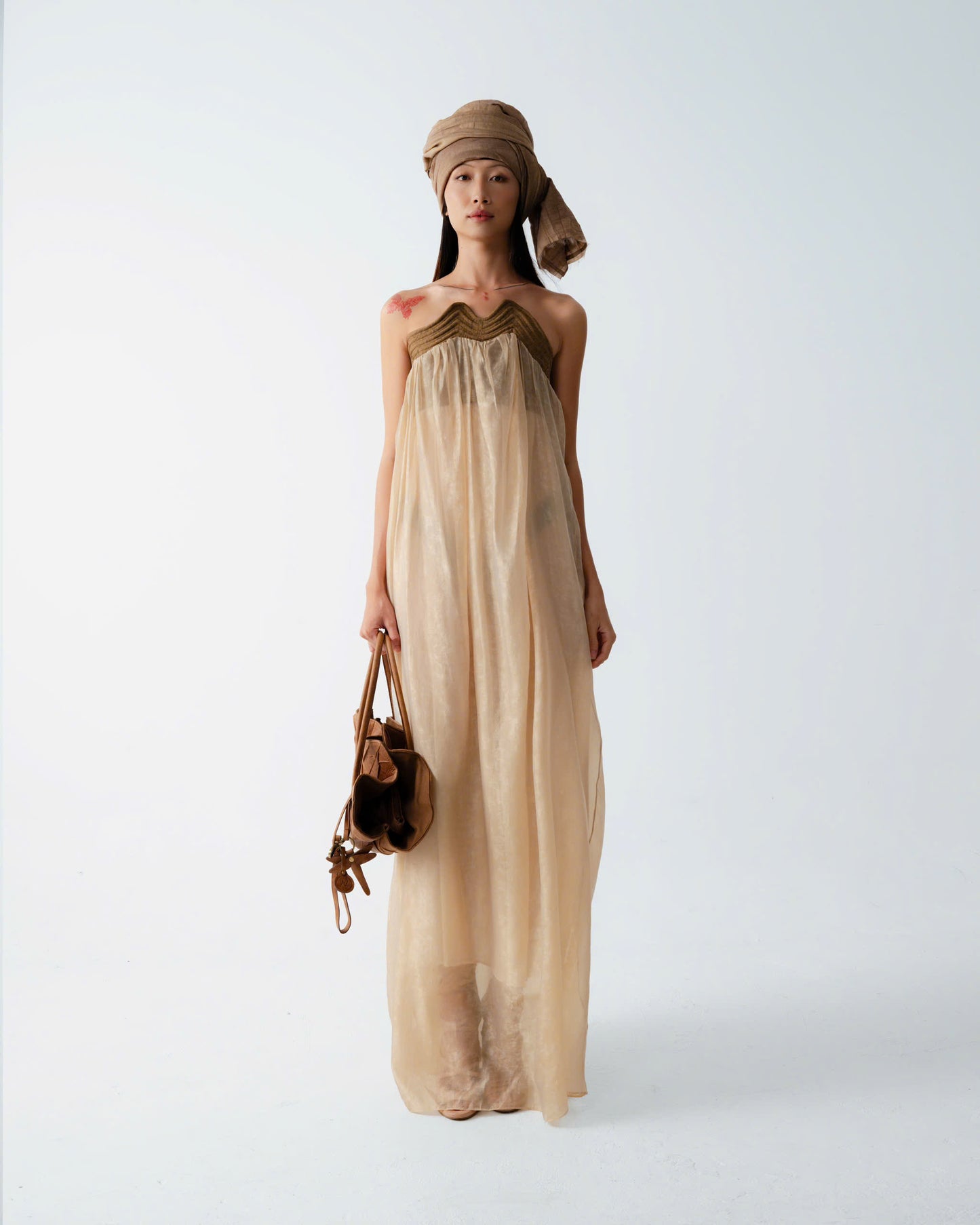 bang-lang-organza-strapless-gown an heritage astoud